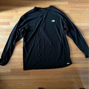 North Face Vapor Wick pullover long sleeve shirt men’s X-Large Black
